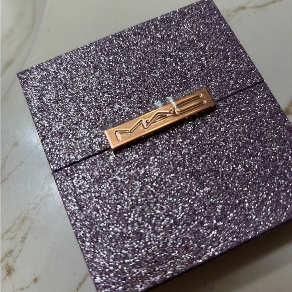 Mac mini set. Lipstick, gloss and glitter eyeshadow. Brand new. Never used. - Picture 4 of 6